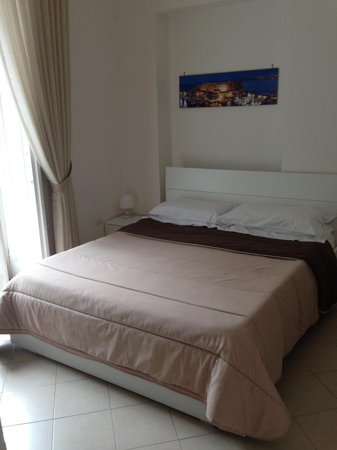 נאפולי B&B La Conigliera מראה חיצוני תמונה