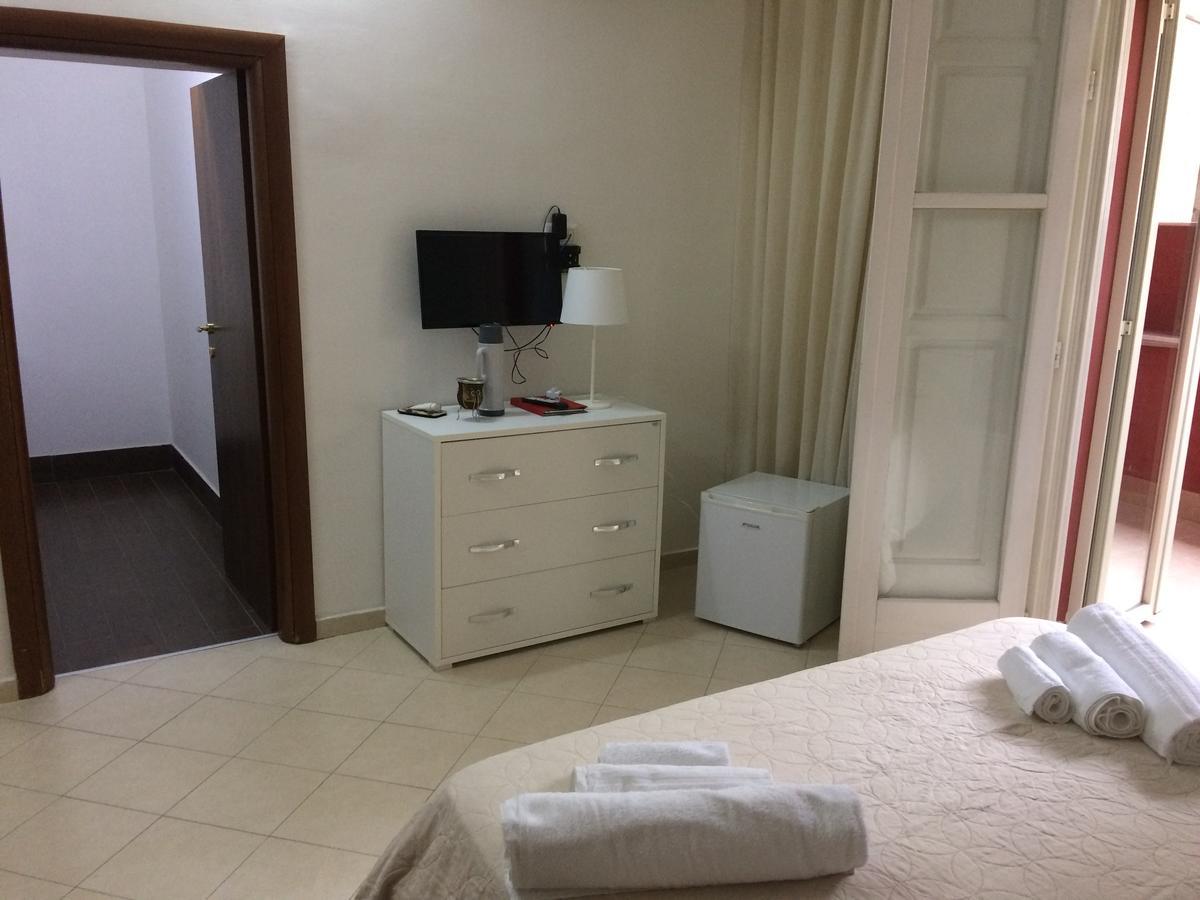 נאפולי B&B La Conigliera מראה חיצוני תמונה